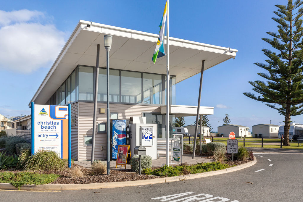 Christies Beach Tourist Park, South Australia G'Day Parks